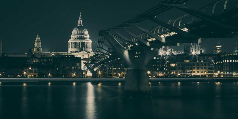 专业户外装备如何提升露营与登山体验：安全、舒适与可持续的完美平衡