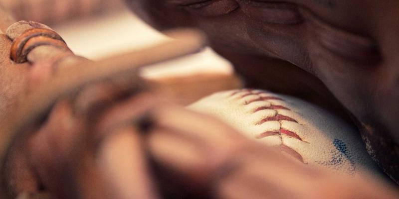 户外装备52：专业探险旅行者的终极装备清单与实战攻略