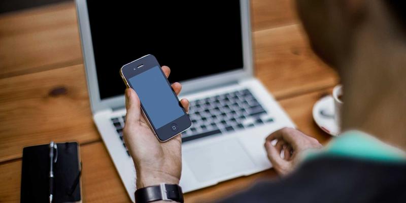 探险旅行必备：登山杖使用技巧与选购指南，高效徒步同时守护膝关节